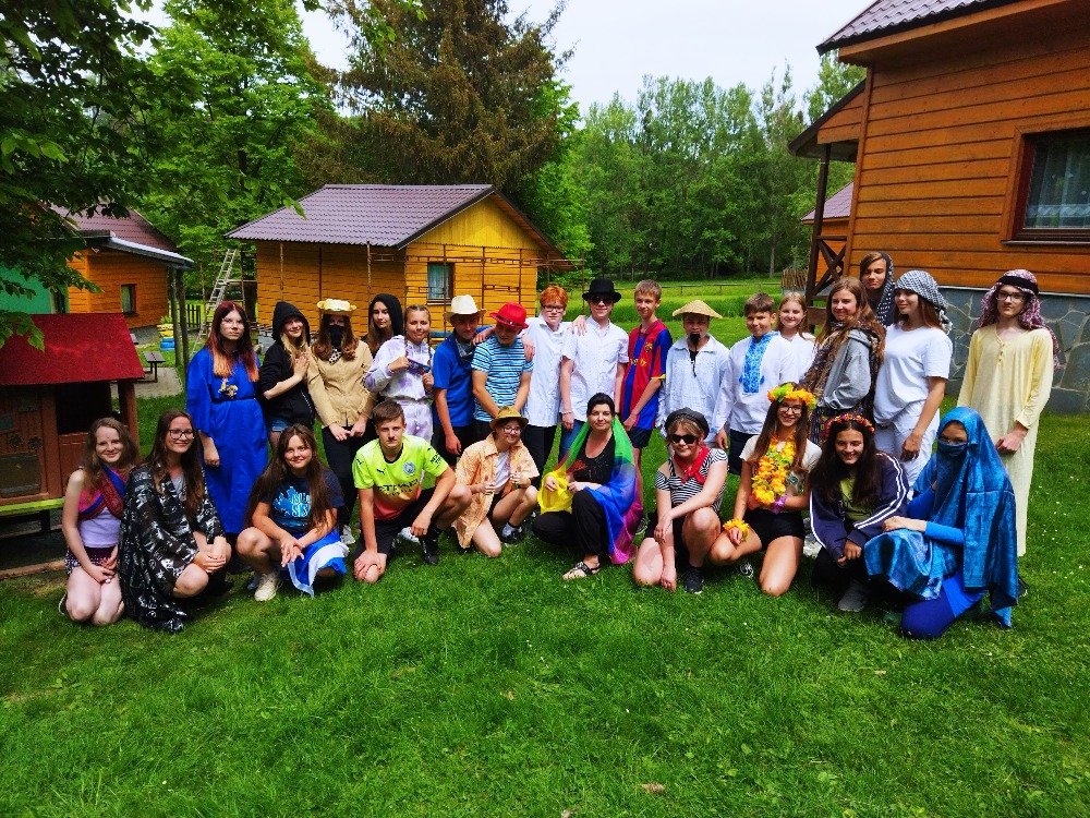 Školní výlet 7.C - Cesta kolem světa za den a půl