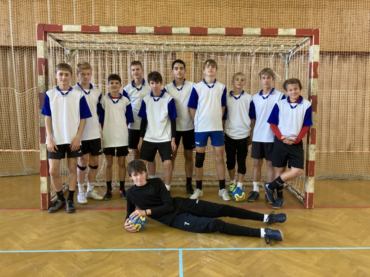Házená - dívky a hoši 8.+9.r.