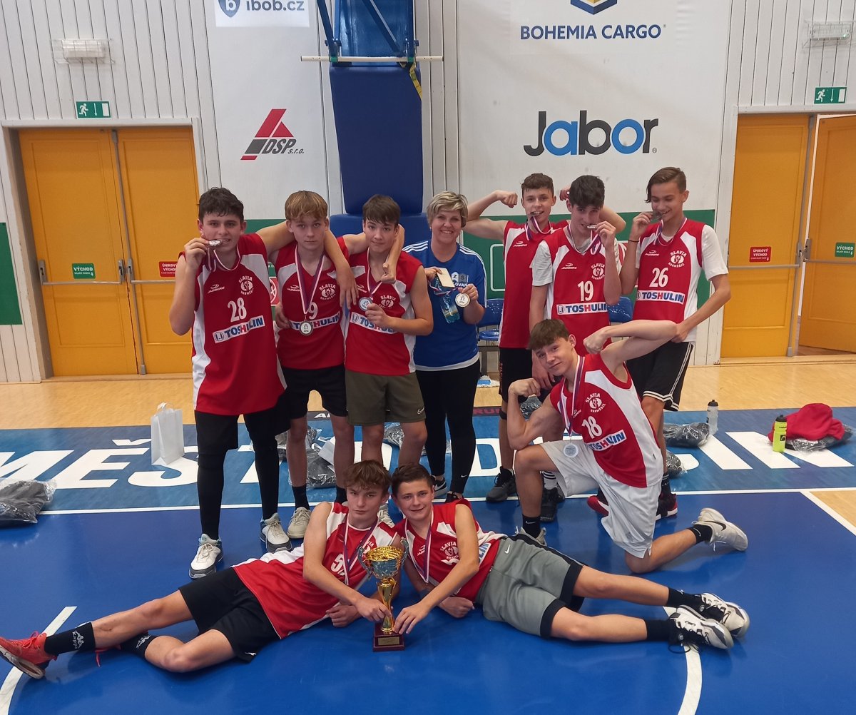 Basketbal - hoši 8. - 9. r. - republikové finále Děčín