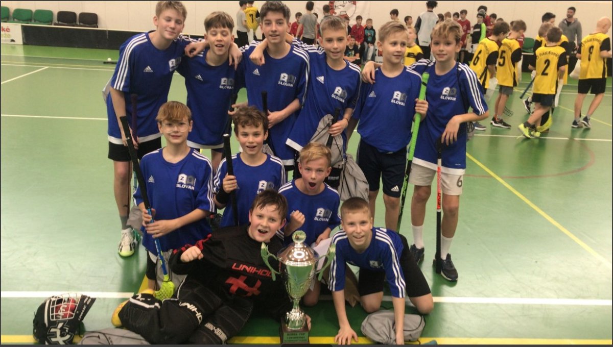 Flobalový "Kozel cup" - 1. místa družstev ZŠ Slovan